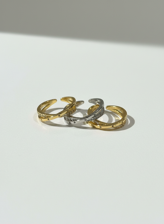 DOUBLE CROSSOVER RING